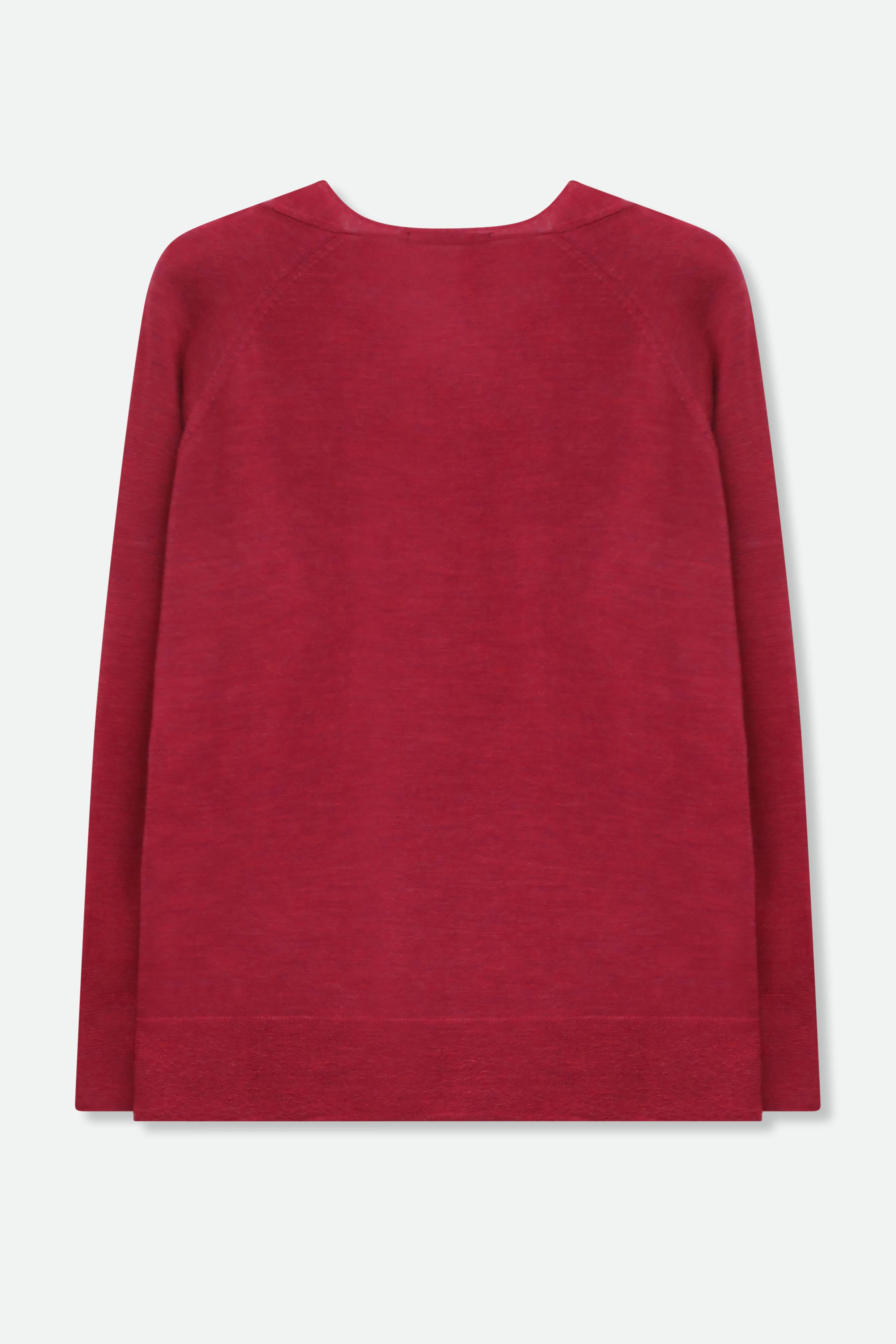 AVERY AMICO BOYFRIEND V NECK IN FINE ITALIAN MERINO