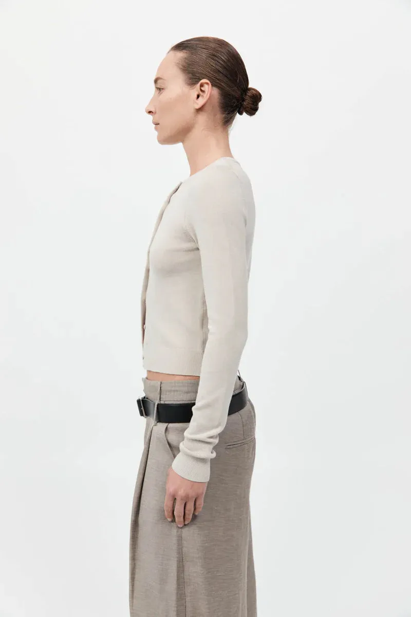 Classic Cardigan in Creme