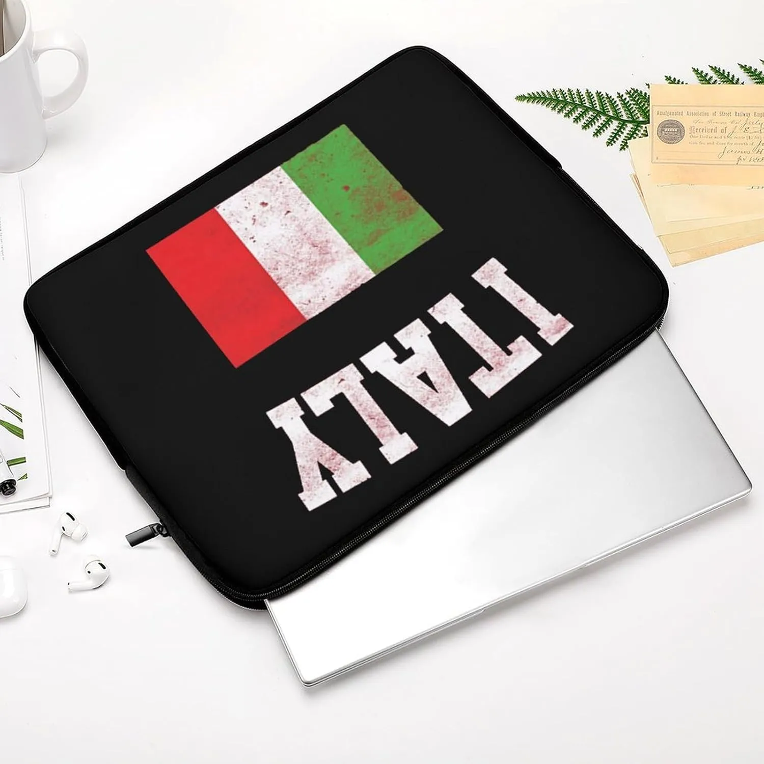 Retro Italy Flag Personalized Laptop Bag Business Casual Laptop Cases Slim Computer Bag Briefcase